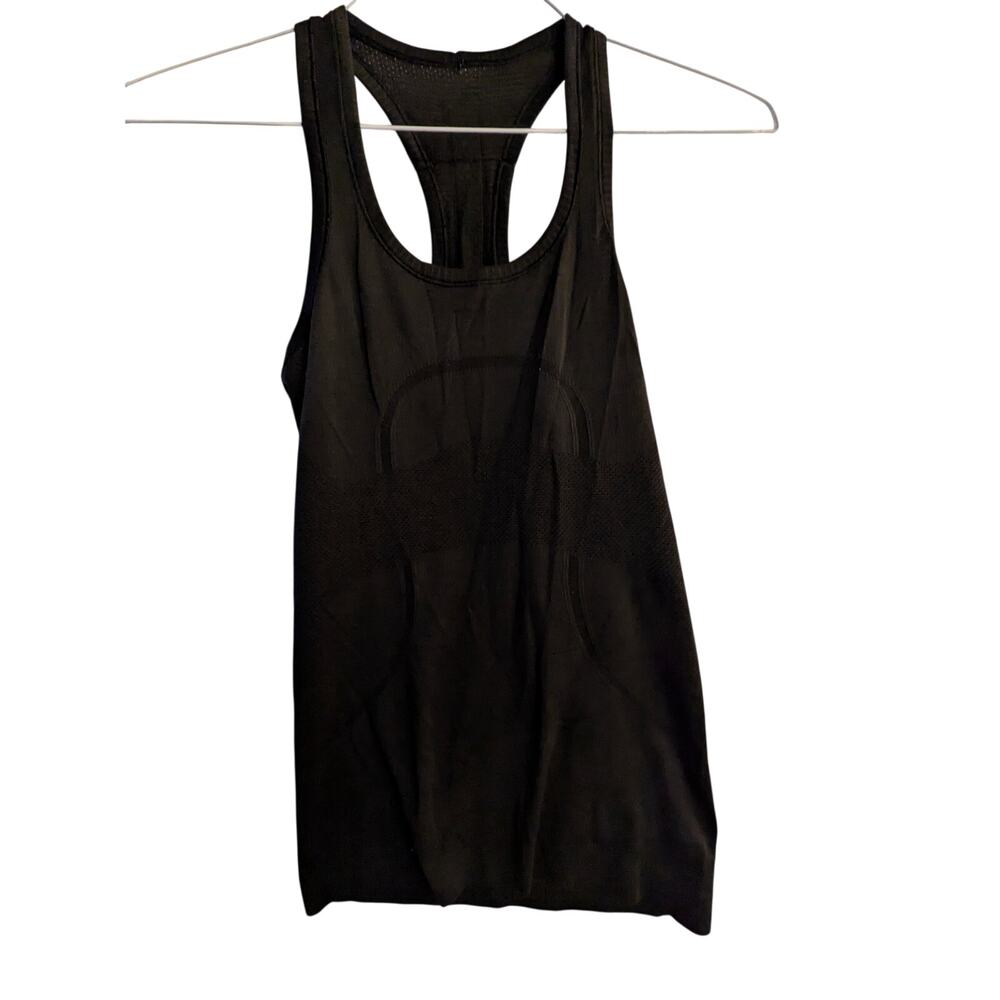 Lululemon racer back black tank top, size 6